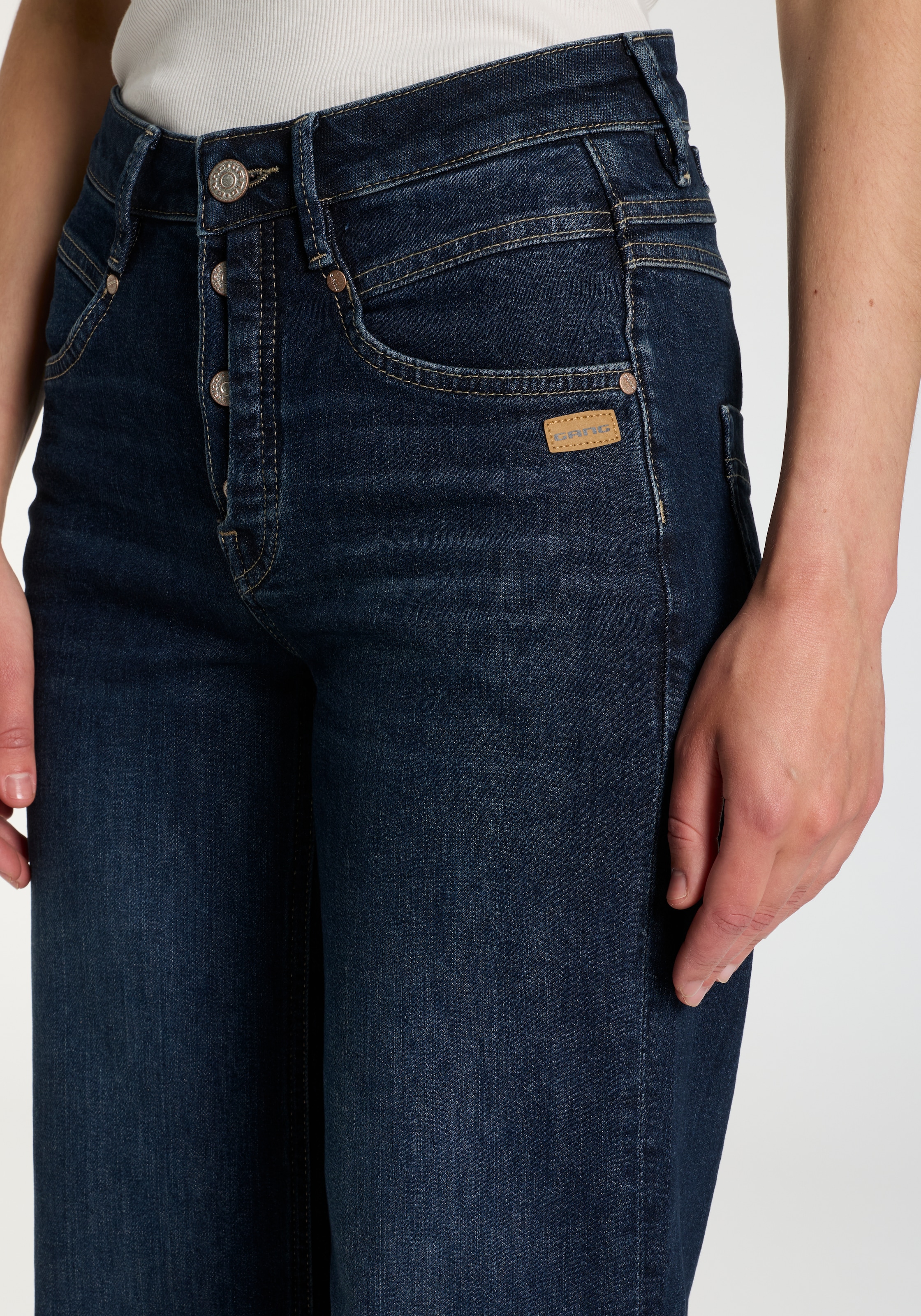 GANG Weite Jeans »94MEDINA WIDE« mit Knopfverschluss - angelehnt an die Amelie Wide
