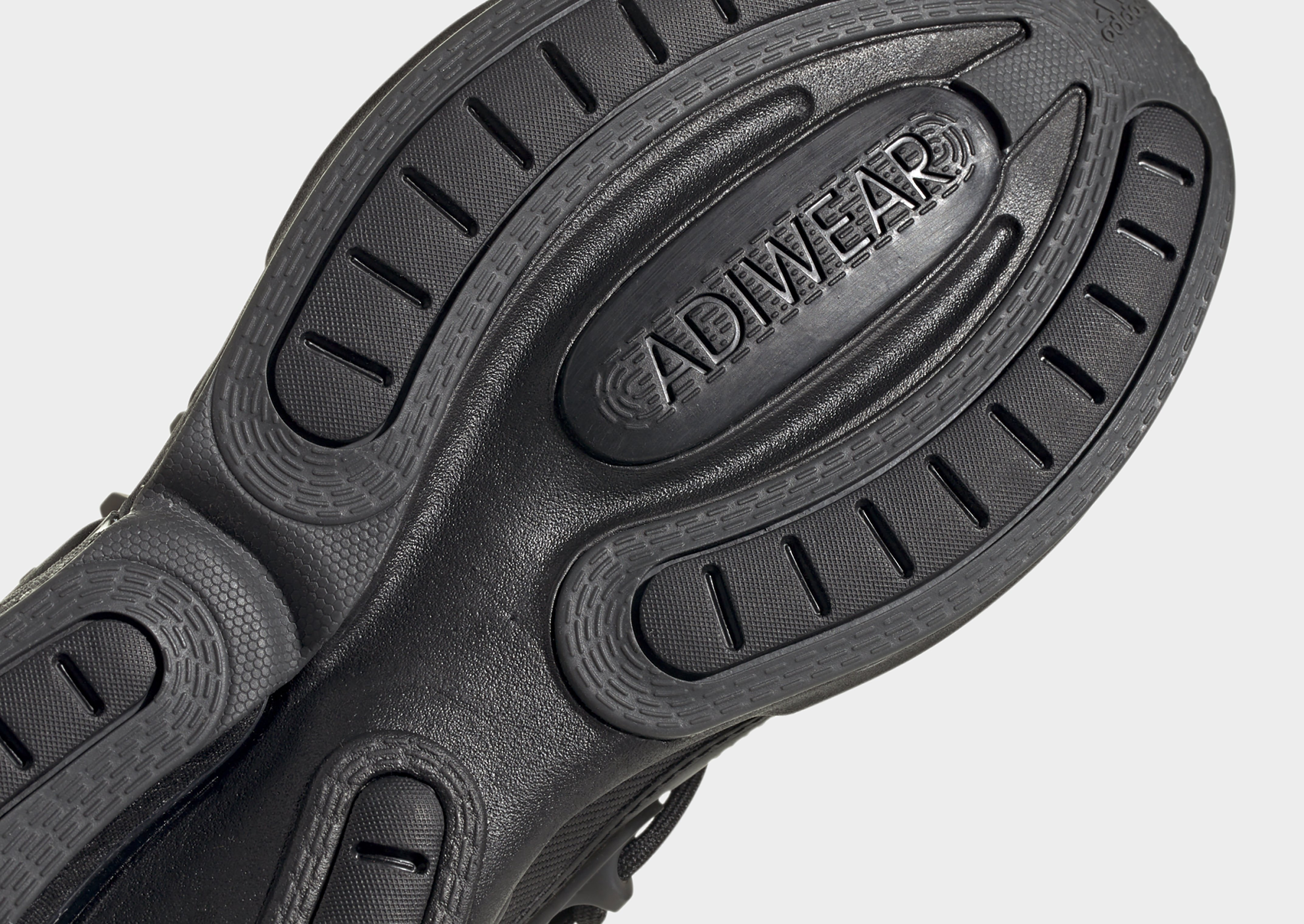 adidas Chaussure Alphaboost V1