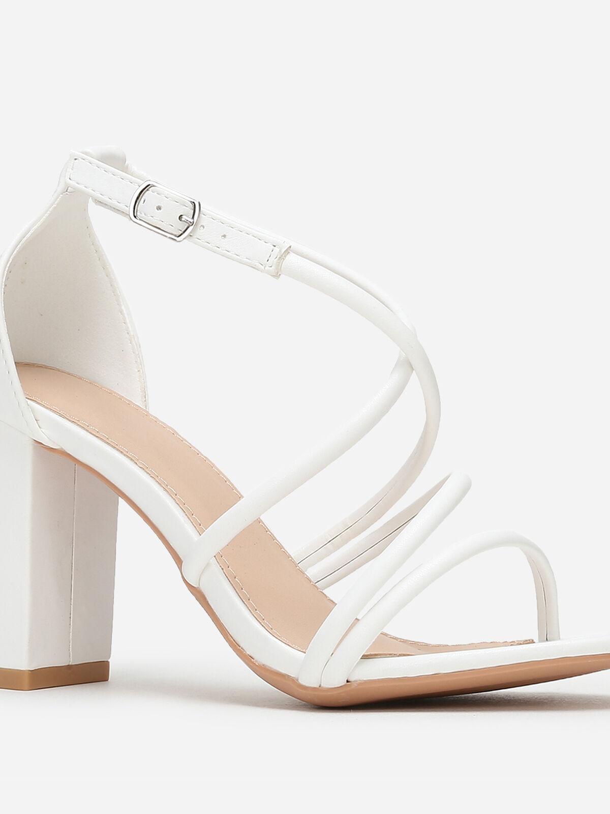 Sandales à fines brides croisées en simili- Blanc