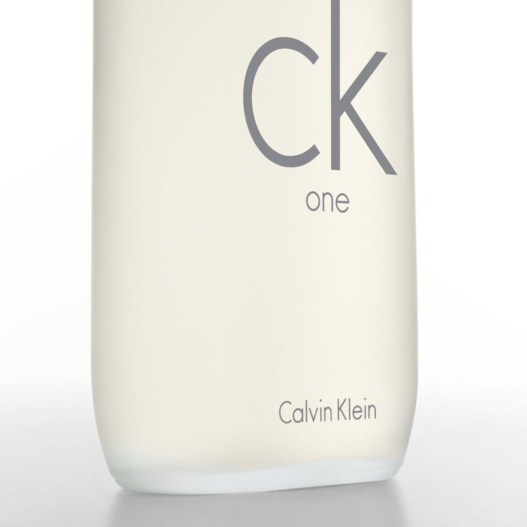 CK ONE Coffret Eau de Toilette - 1un