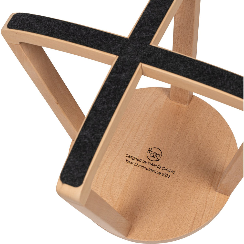 Køb Curve Lab Beech Monarchy Rocking Stool