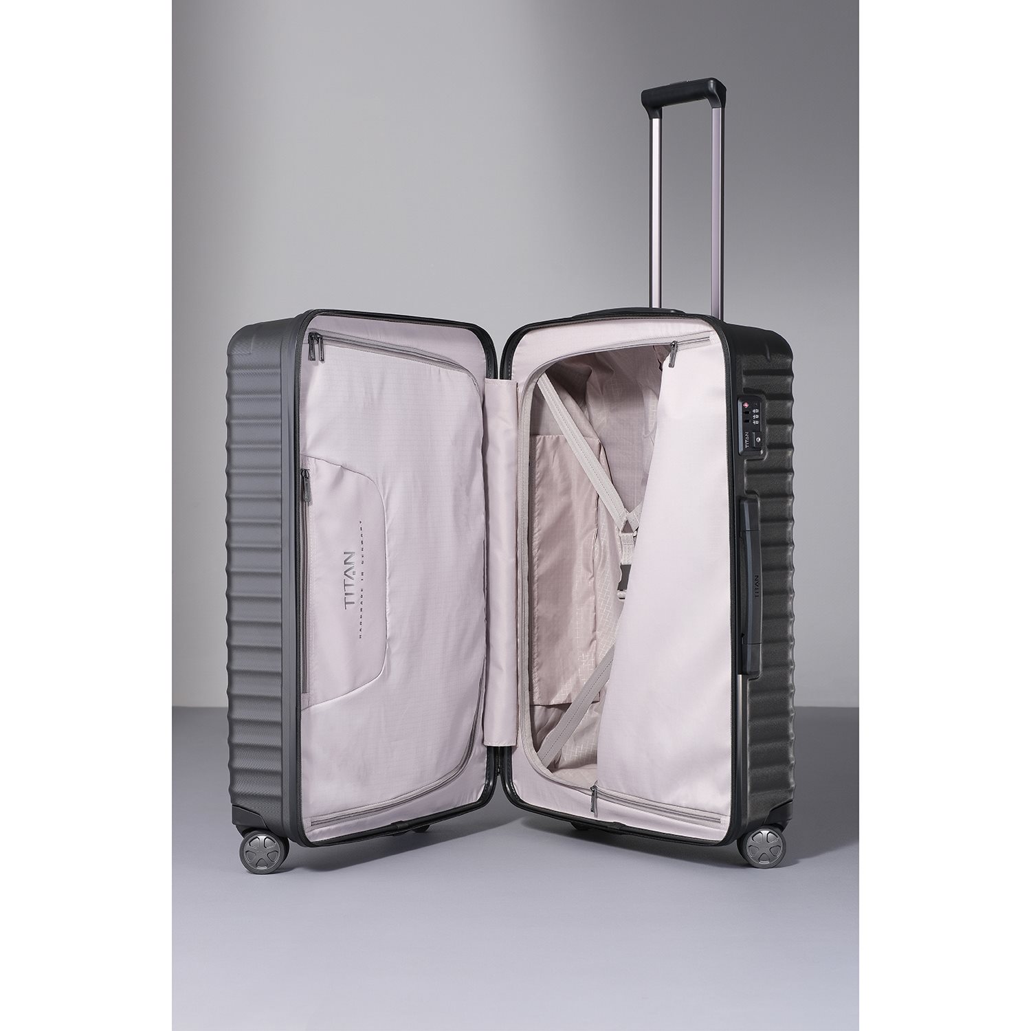 TITAN Litron 4 Wheel Trolley L black