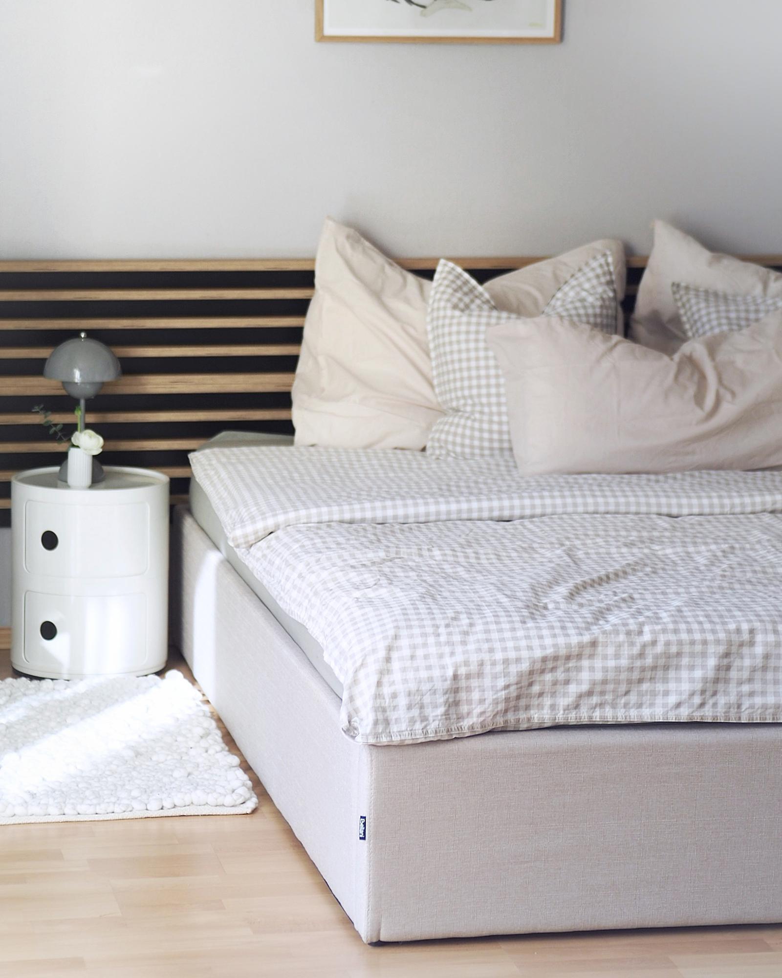 Opbergbed zonder hoofdbord Stof DINAN 180 x 200 cm Lichtbeige