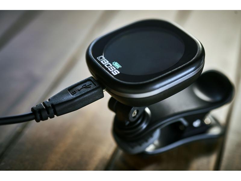 BOSS Stimmgerät TU-05 Clip-On Tuner mit grossem Farbdisplay