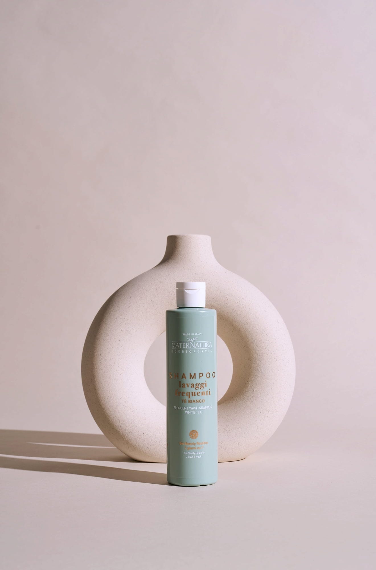 MaterNatura  Shampoo mit Weißem Tee - für häufige Anwendungen, 250 ml