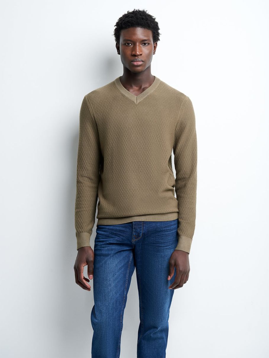 Pull col V en viscose certifiée
