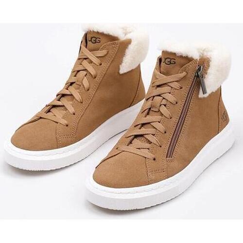 UGG - Alameda Mid Zip Marrón