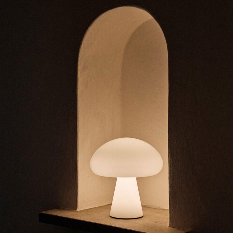 Gubi Obello tafellamp oplaadbaar LED geel