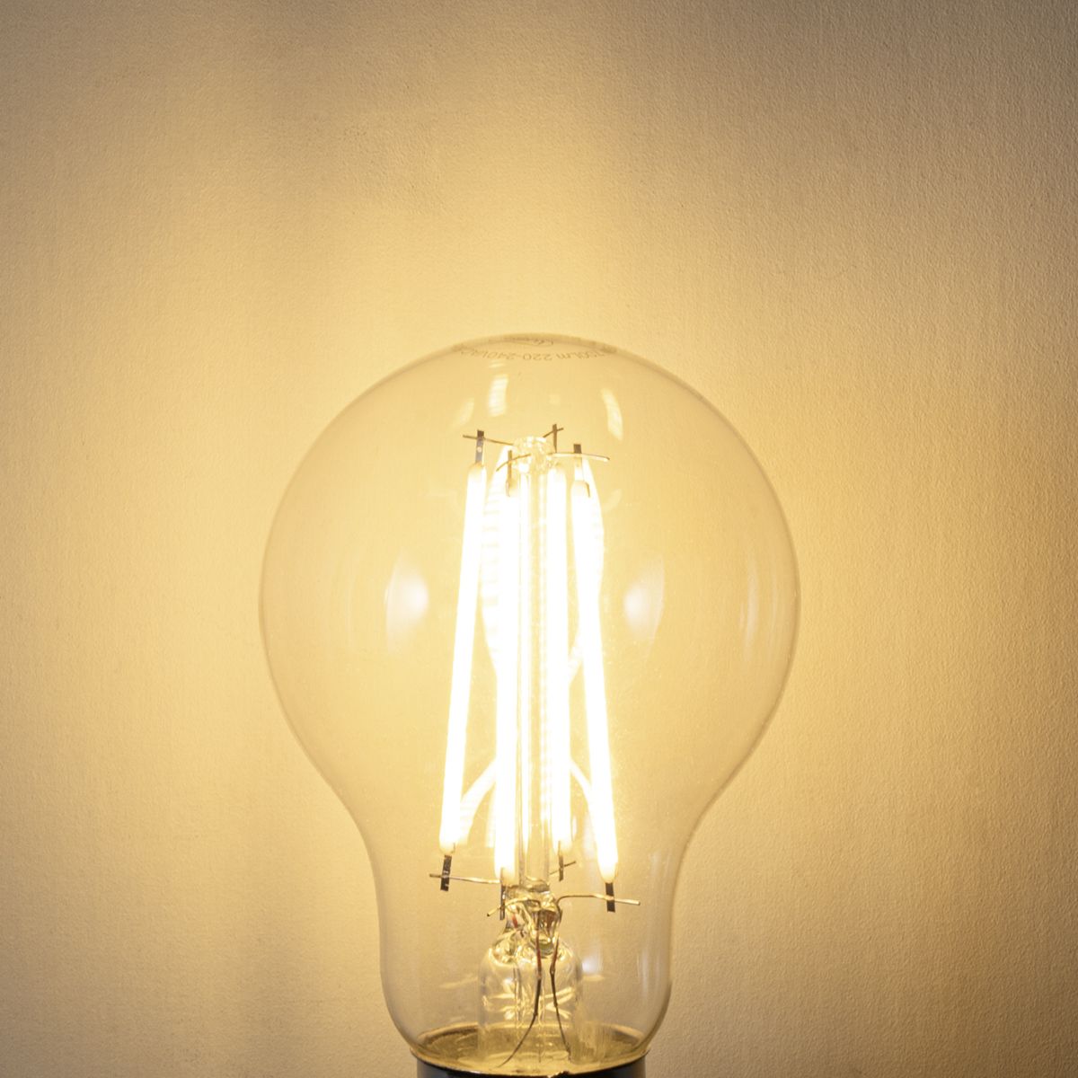 Set van 5 E27 dimbare LED lamp A60 6W 500 lm 3000K