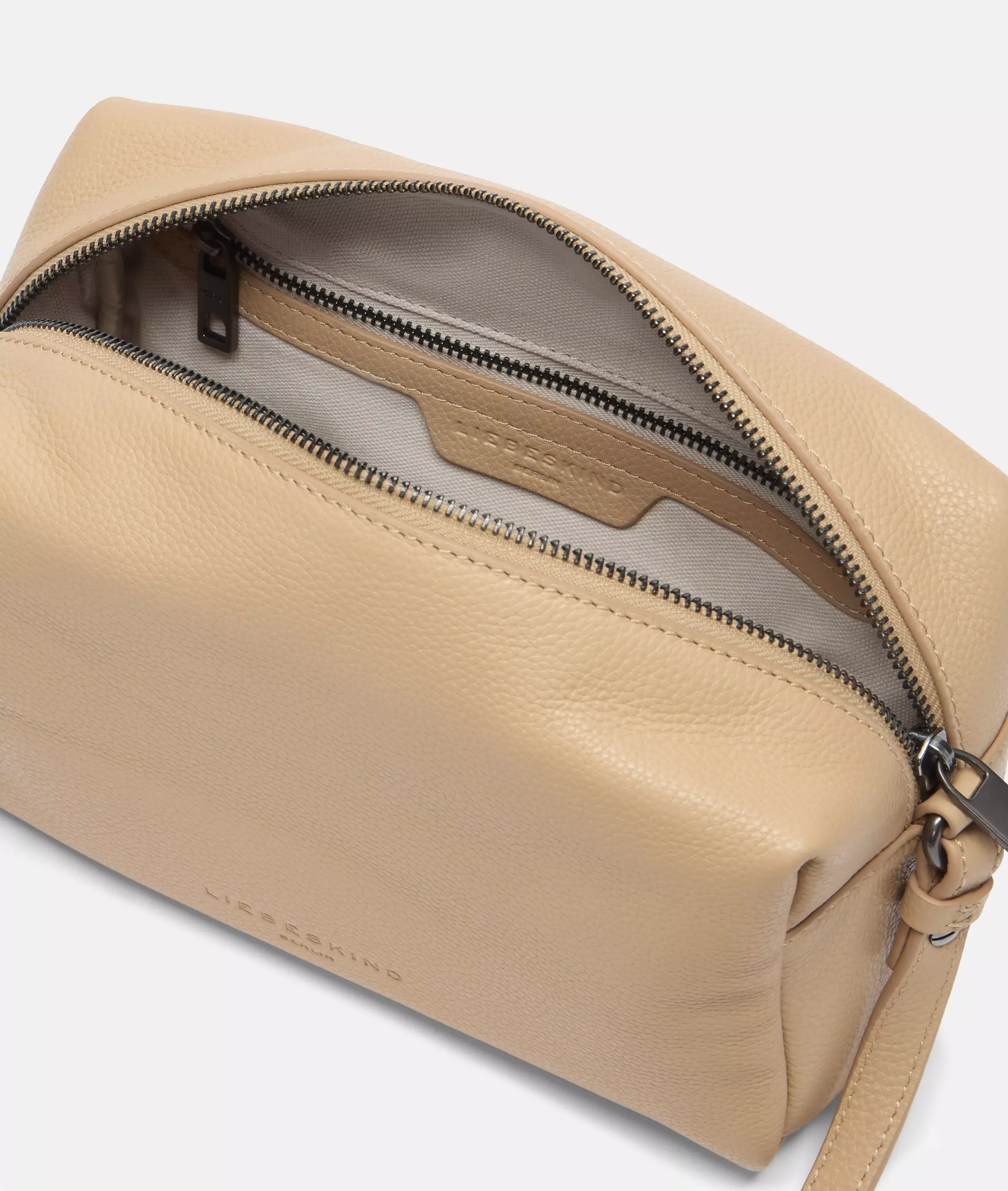 Hera II Crossbody S Handy crossbody bag made from cowhide