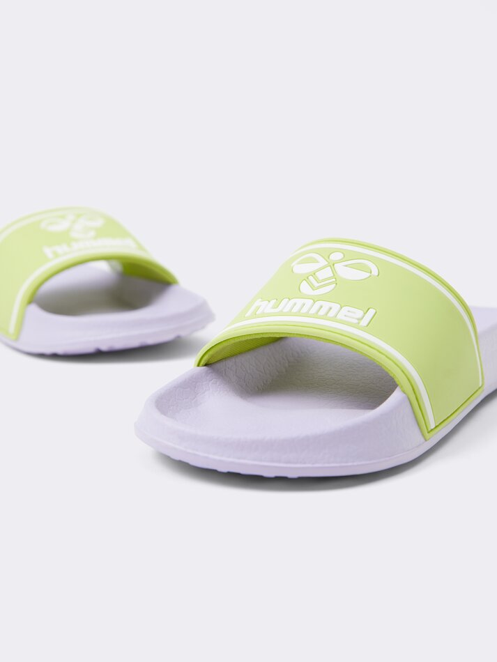Sandália de banho bicolor Hummel x Lefties