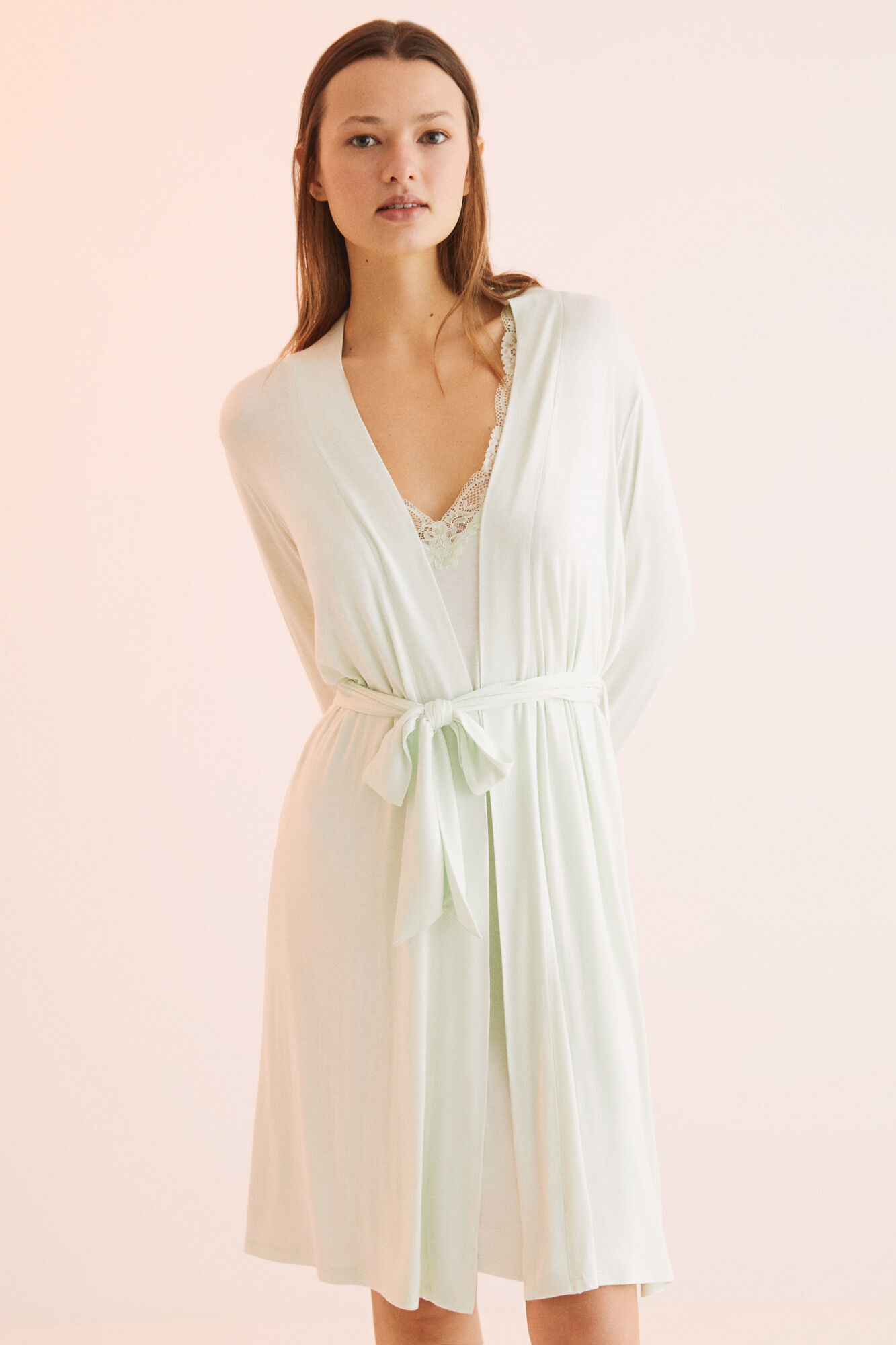 Vestido midi verde de renda - Estampado