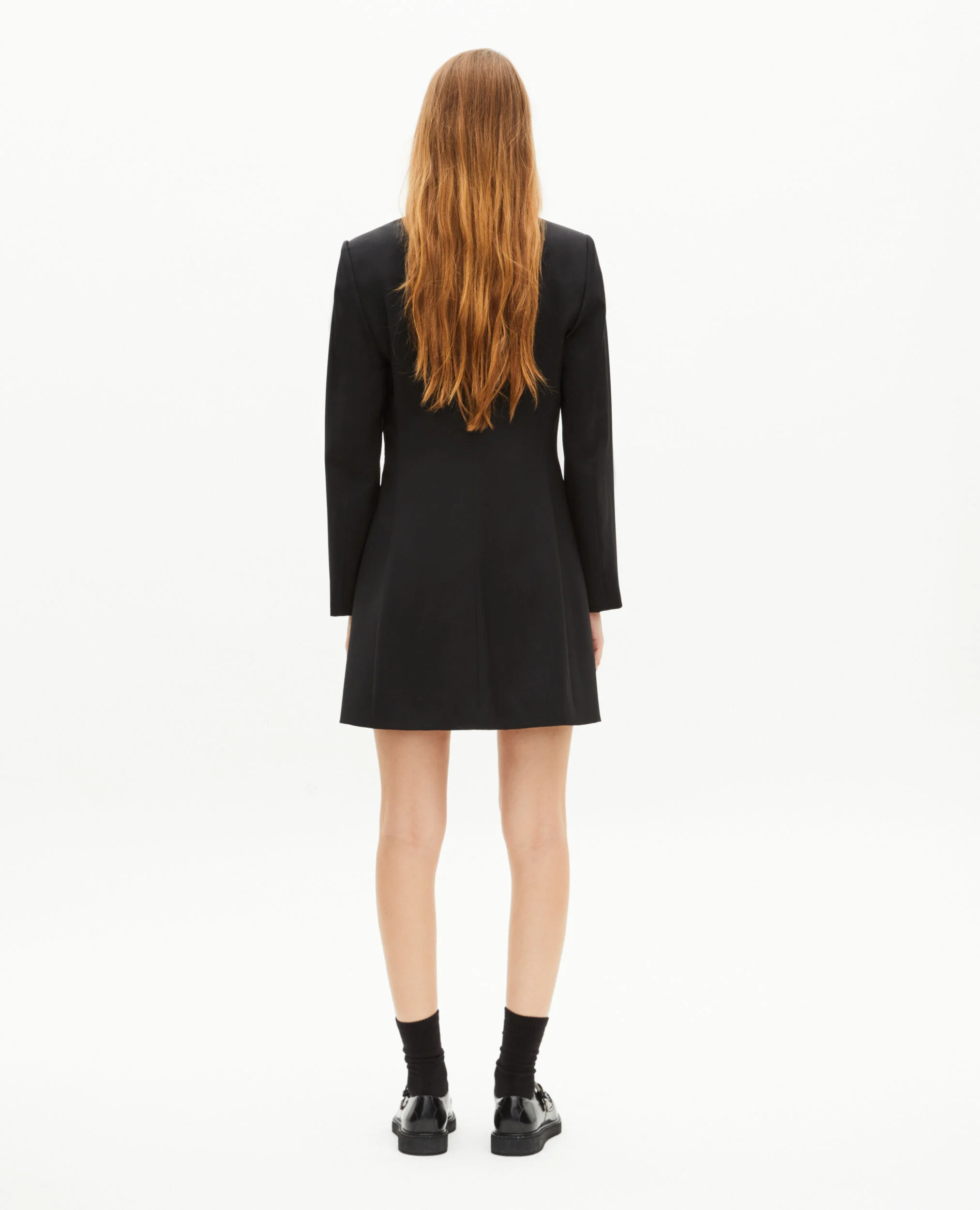 Robe courte en laine et col en cuir noire