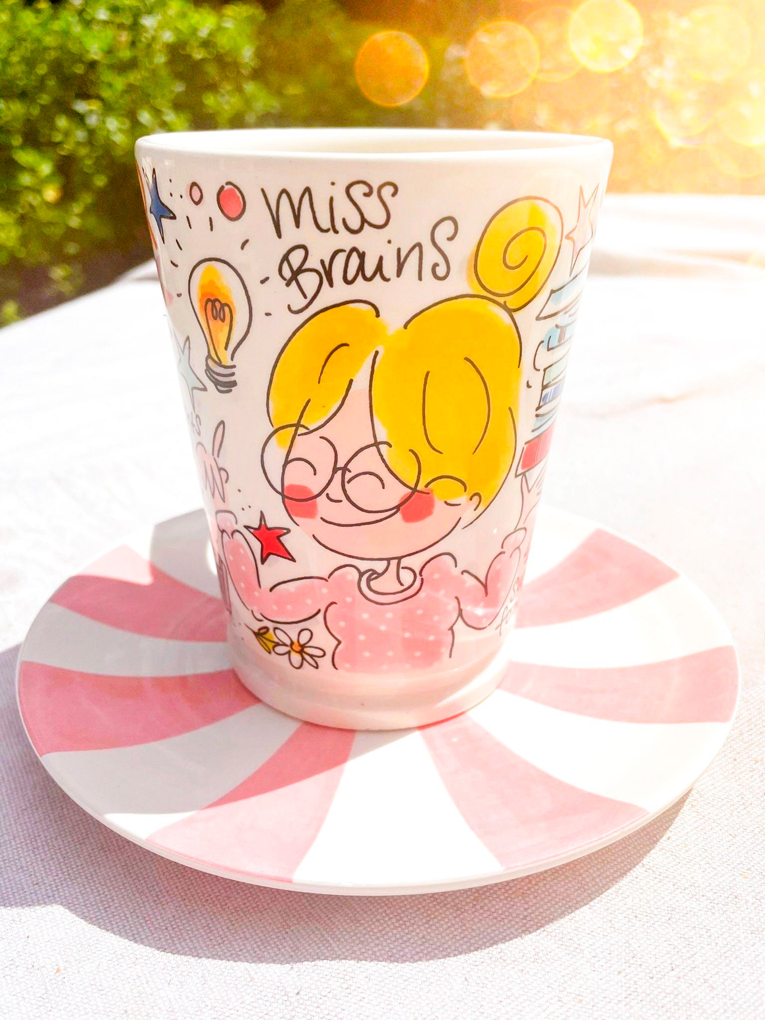 XL Beker Miss Brains