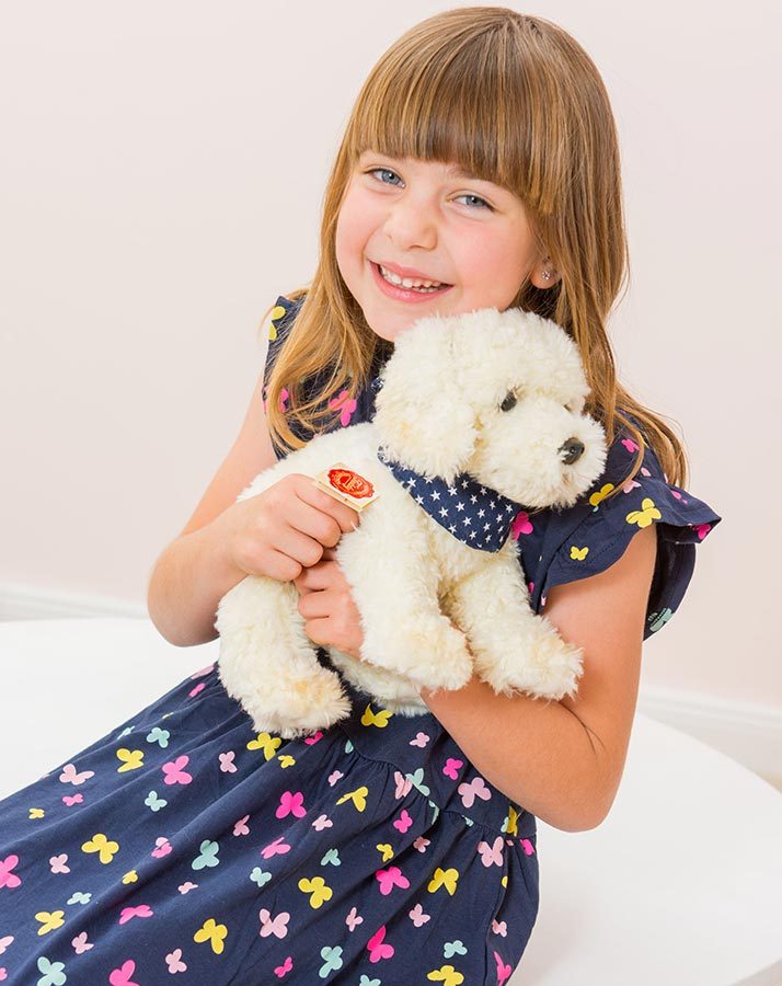 Kuscheltier LABRADOODLE (28cm) sitzend in weiß
