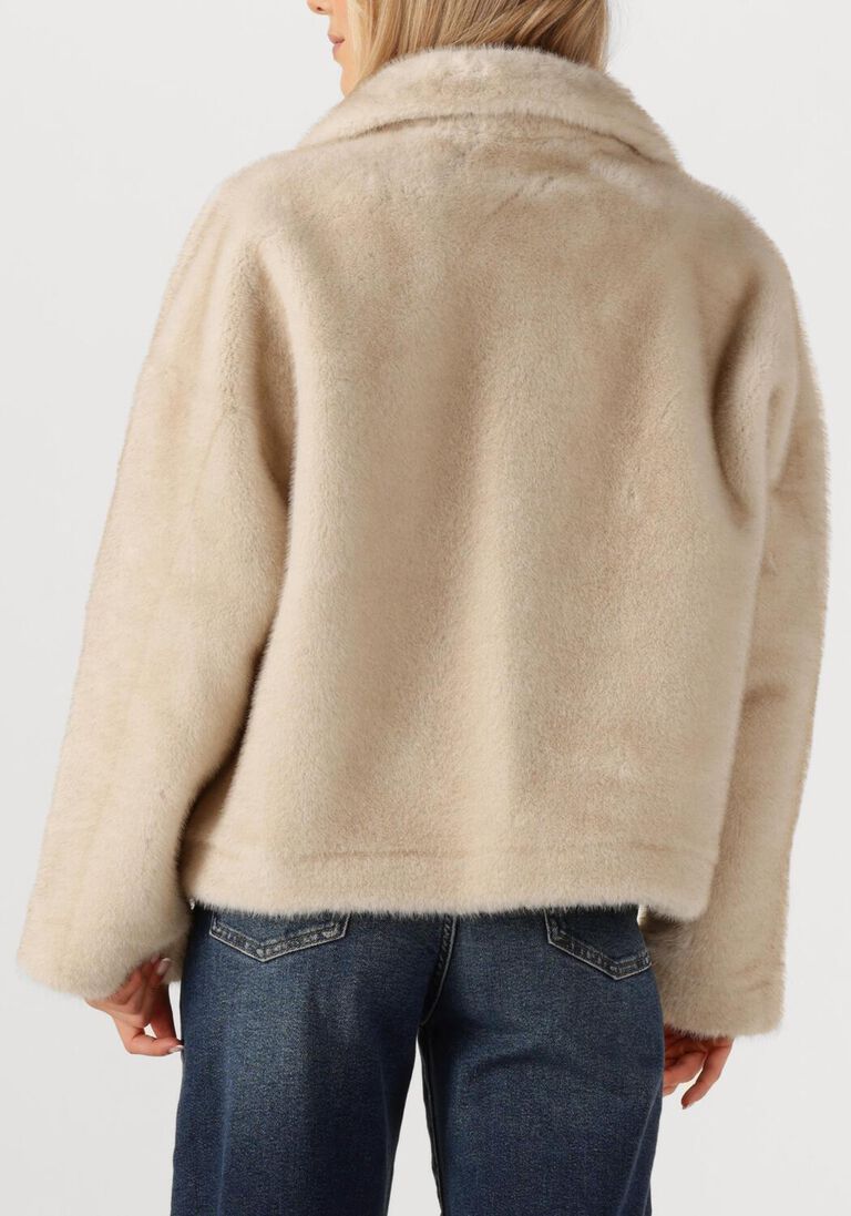 beige studio ar faux fur jas faje