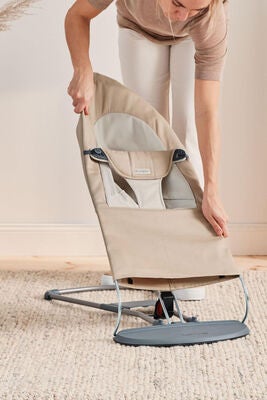 BabyBjörn Balance Soft Vippestol Vevet, Khaki/Beige