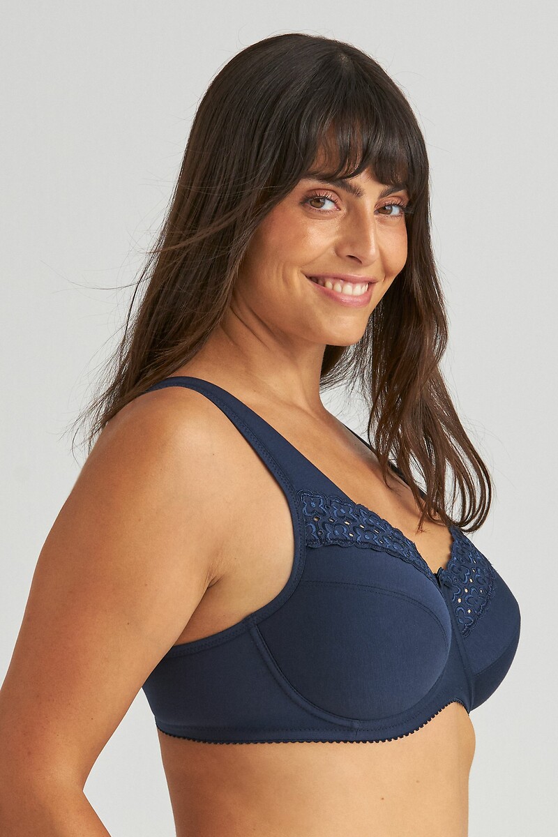 SENHORITA MARY DA SUÉCIA<br>BH BRODERIE INGLAISE