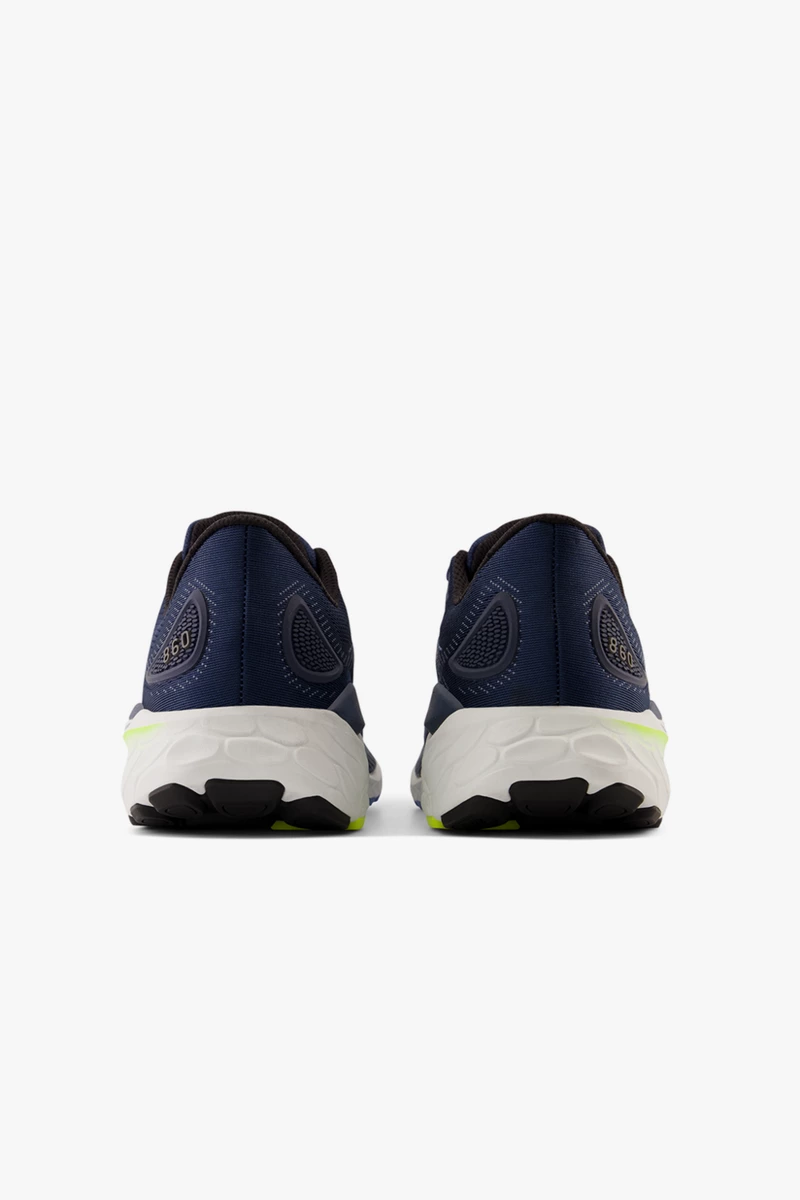 New Balance 860 v13 Herren Laufschuh
