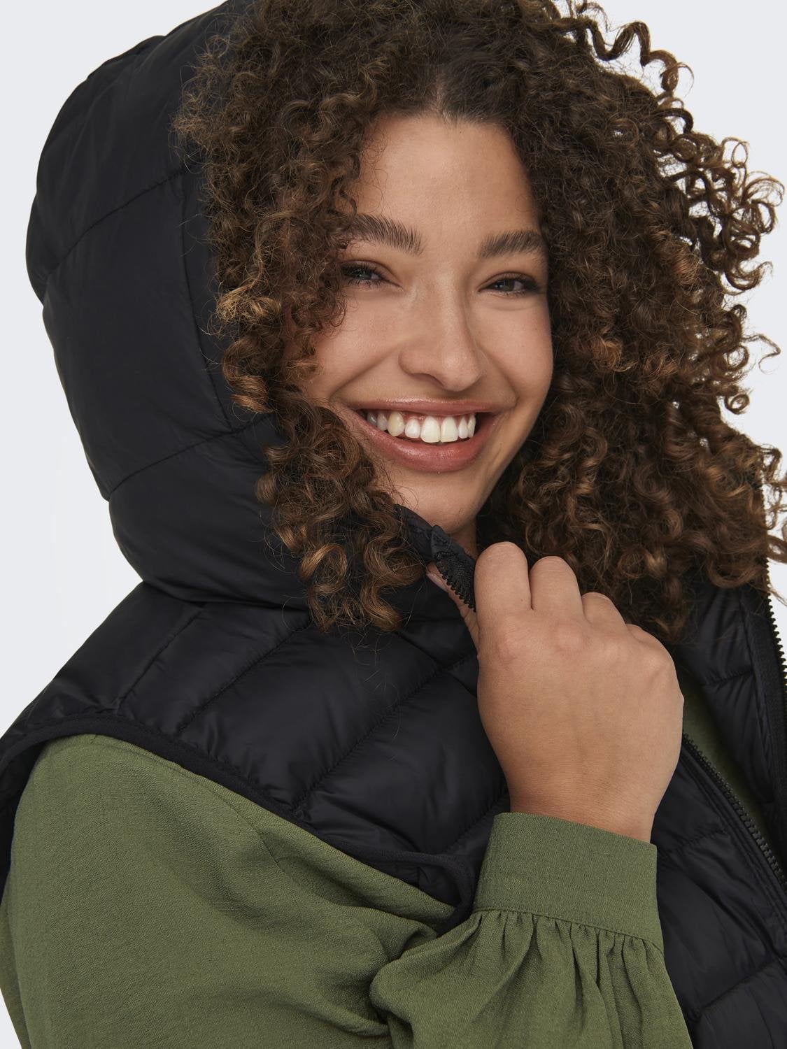 CARNEW Steppweste Black