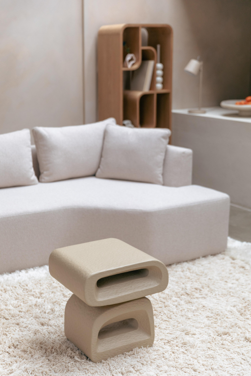 Zuiver Eddy bijzettafel beige
