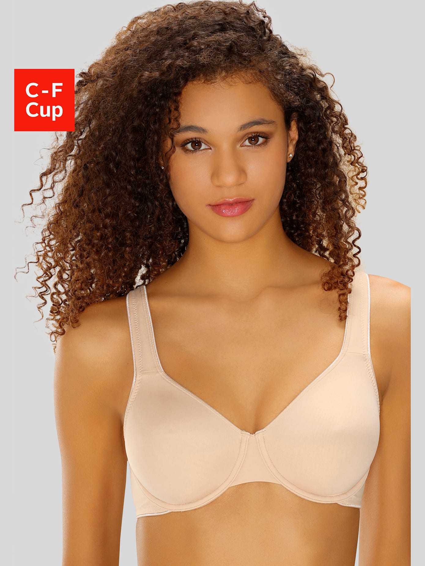 Soutien-gorge à armatures avec effet minimiseur