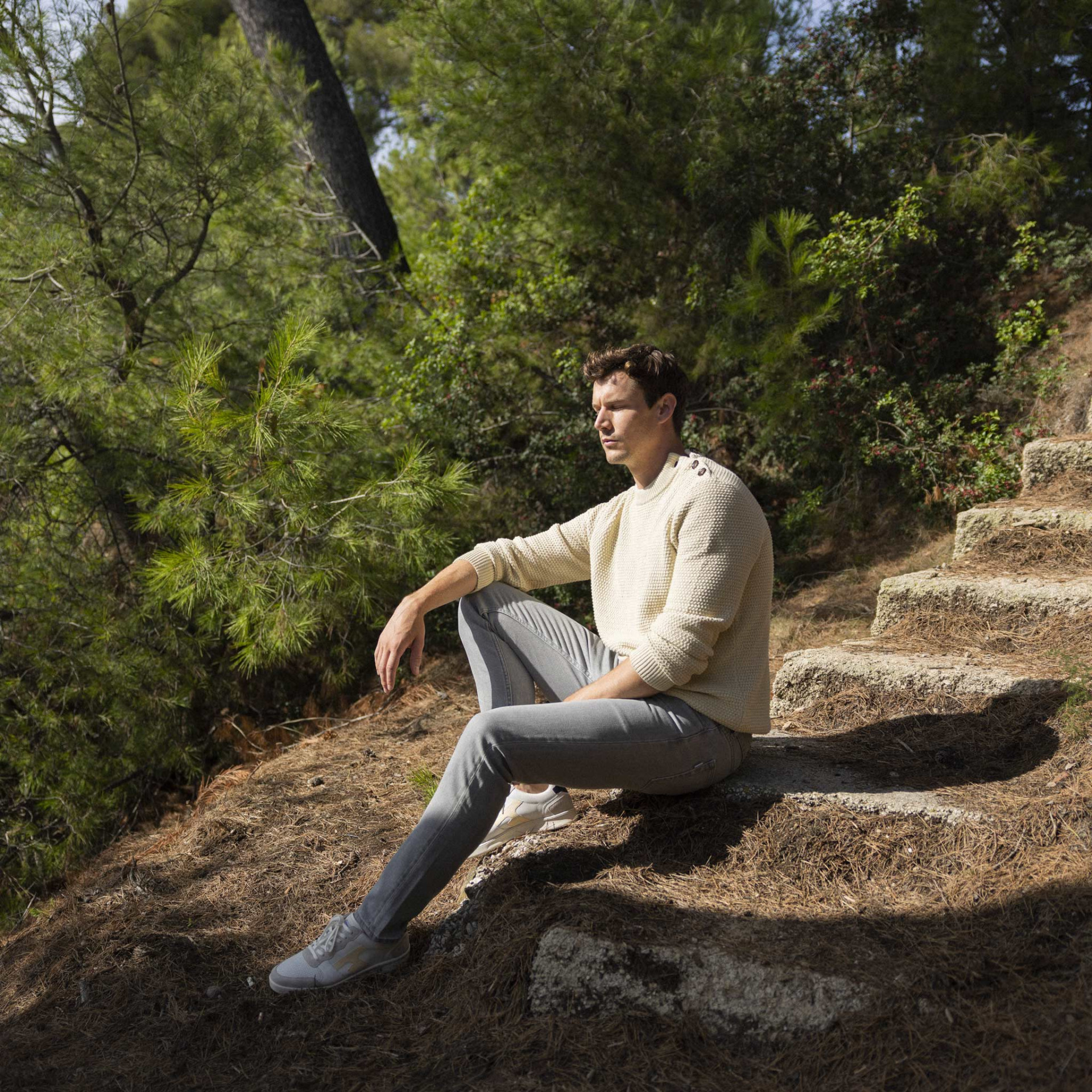 Jean light grey coupe slim végan en coton et polyester recyclé - modèle Denim