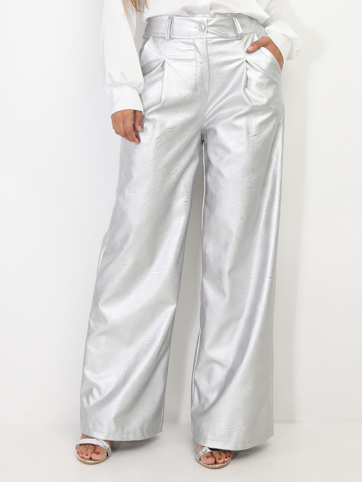 Pantalon large en simili- Gris clair