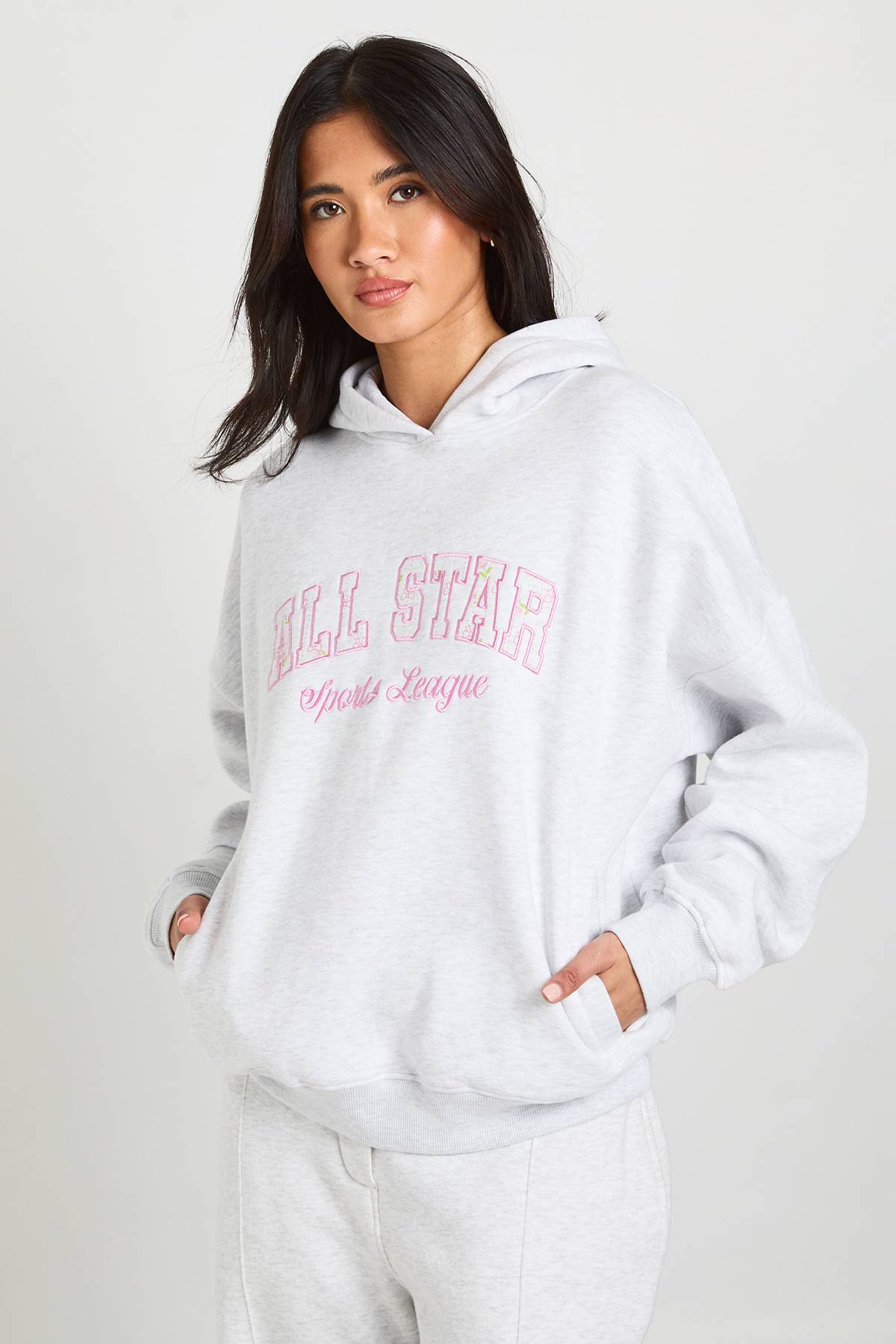 boohoo Sweat À Casynthétiqueche Oversize Avec Appliqué All Star À Motif Fleuri Ditsy