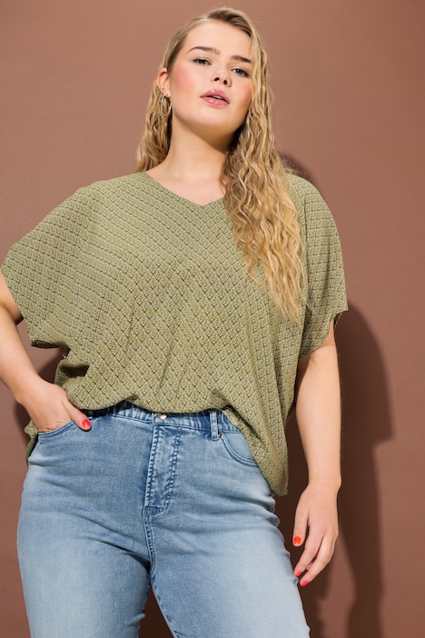 Blusenshirt, oversized, Minimal Print, V-Ausschnitt