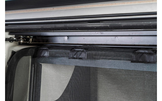 Mayr Van Schiebetürenmoskitonetz mit Magnetreißverschluss geeignet für Crafter / Grand California mit Maschenweite Fine Mesh für Beifahrerseite rechts