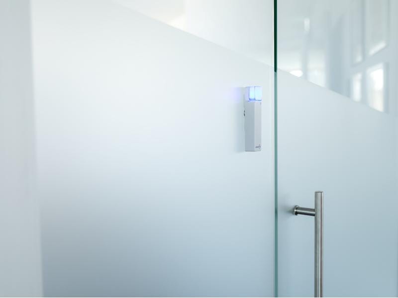 Luxafor Switch Luxafor Switch – Kabellose LED-Verfügbarkeitsanzeige mit einer Fernbedienung, die Ablenkungen eliminiert