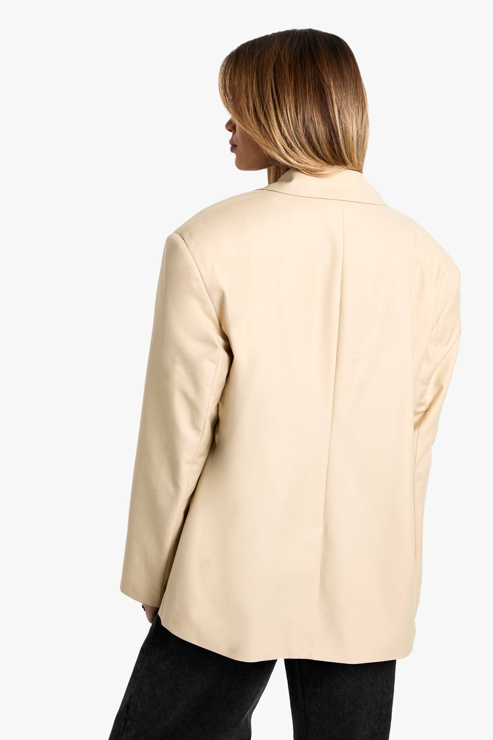 boohoo Blazer oversize ouvert à reverss extrêmes