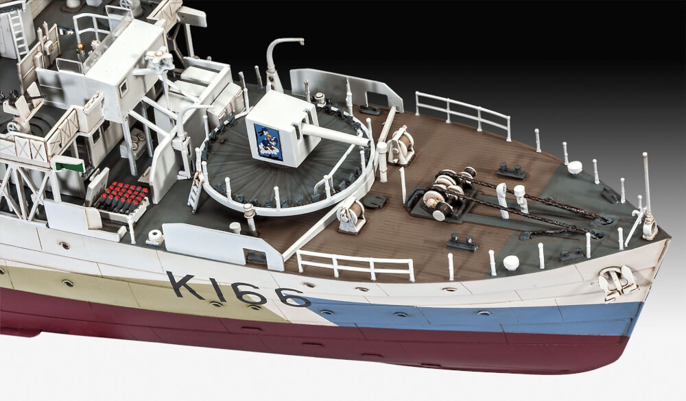 Flower Class Corvette HMCS Snowberry, Revell Modellbausatz