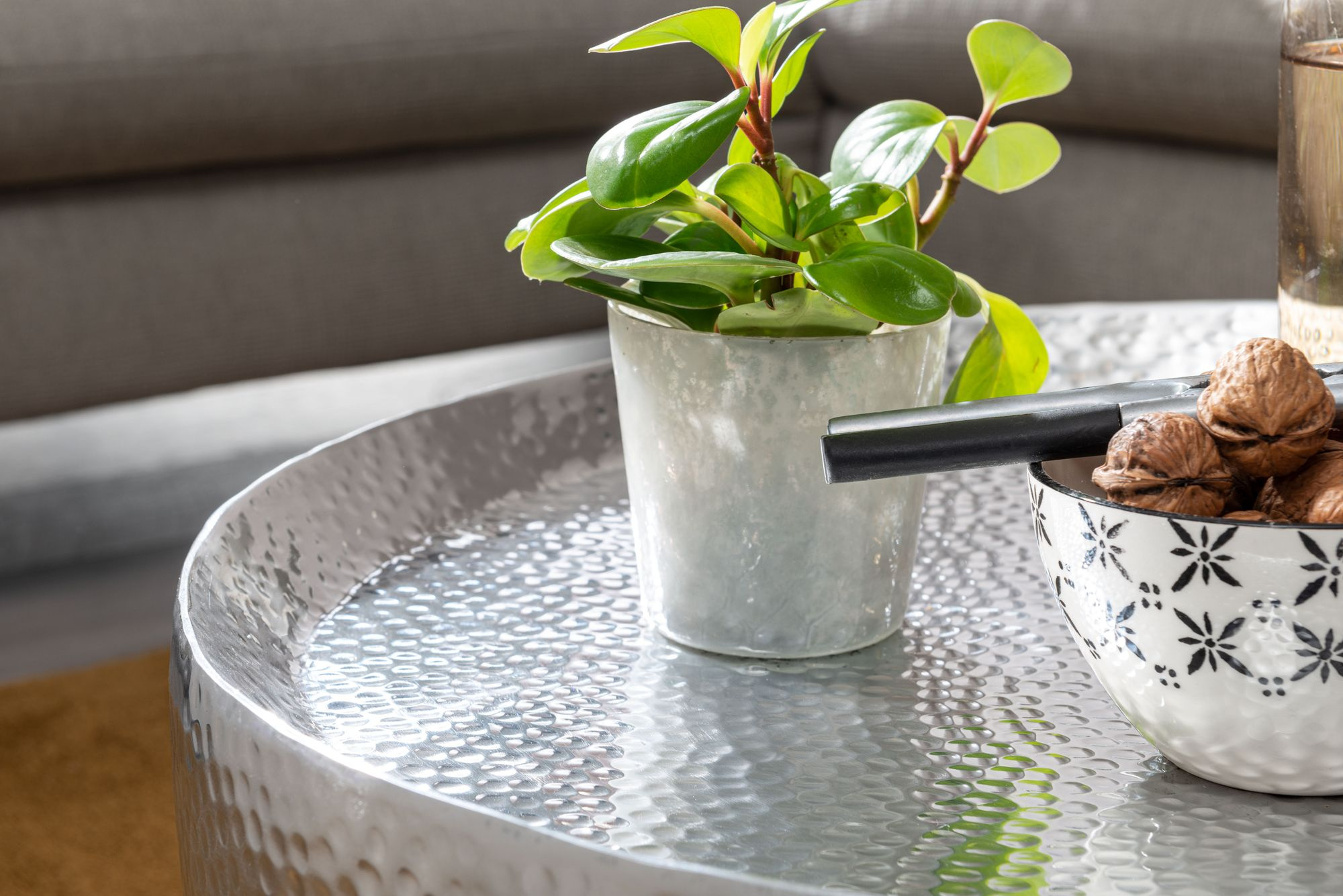 Couchtisch silber
