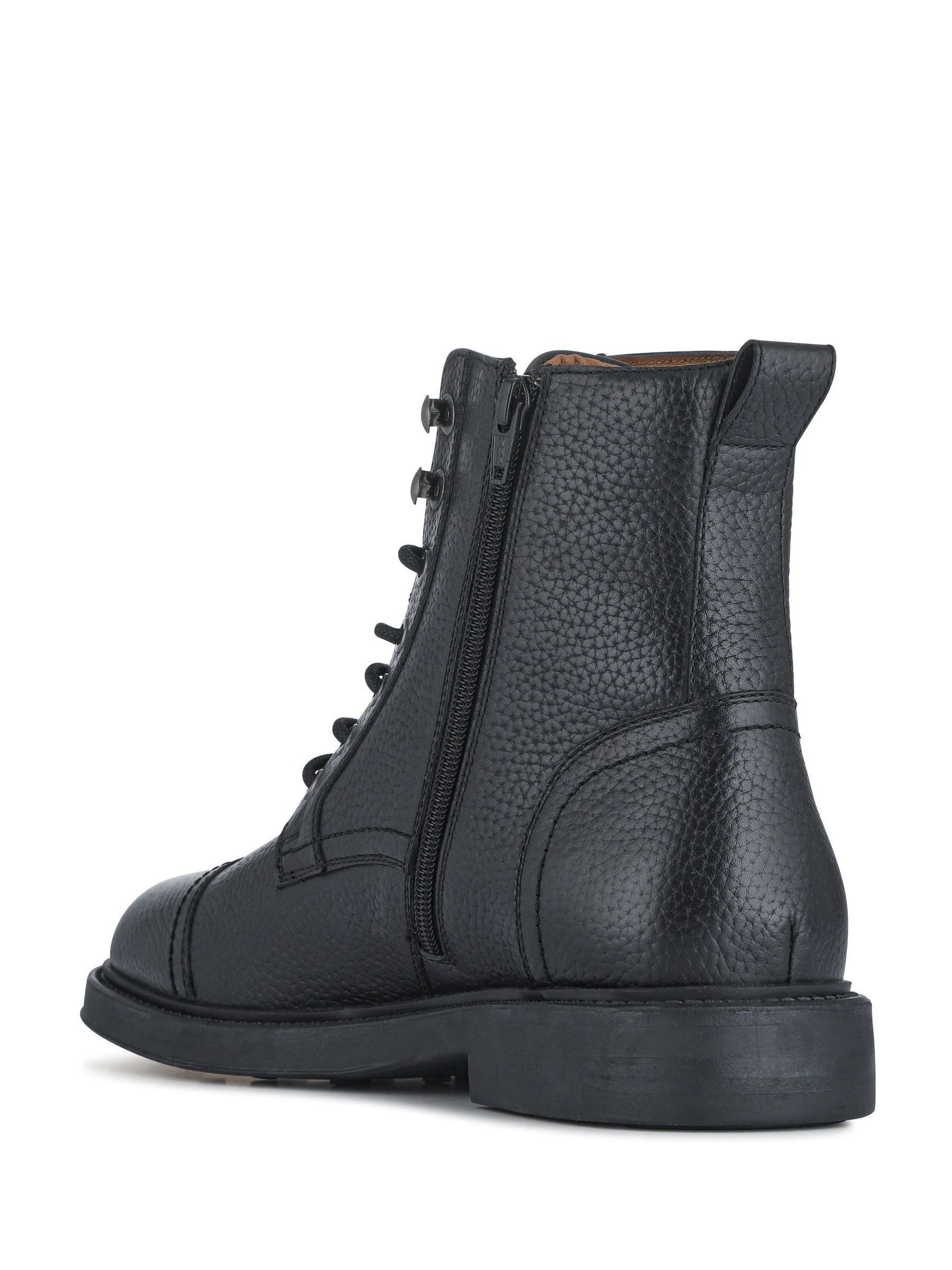 Zwart - Jones Bootmaker Davide leren militaire laarzen met wijde pasvorm
