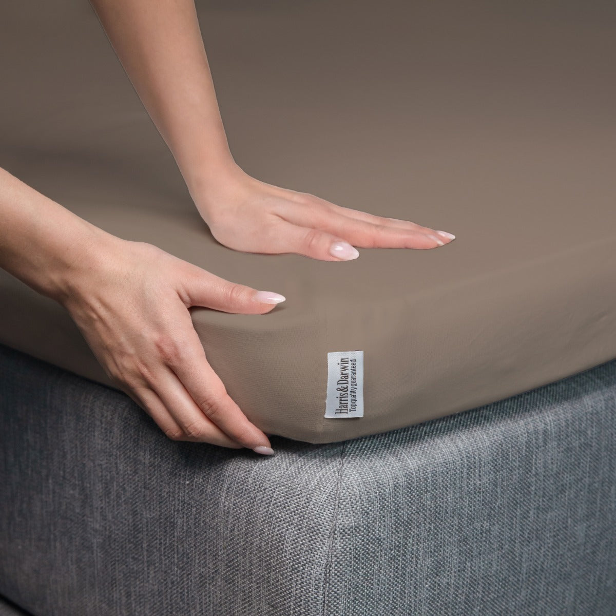 Harris&Darwin - Hoeslaken -  Jersey - Taupe - 90x200cm