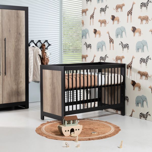 Europe Baby Vittoria Babykamer Zwart / Oldwood | Bed 60 x 120 cm   Commode   Kast 3-Deurs