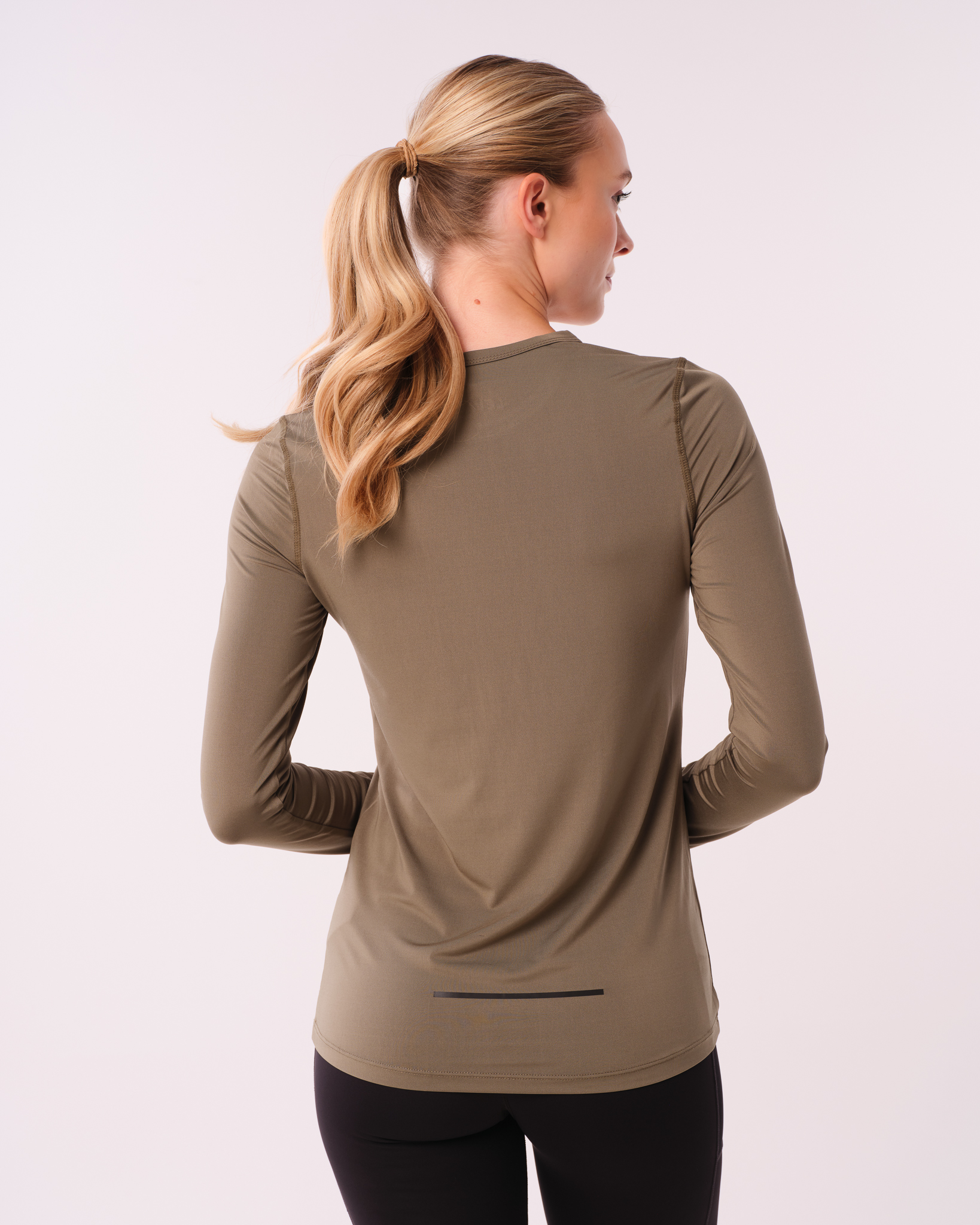 LEVITY Momentum LS Dusty Green