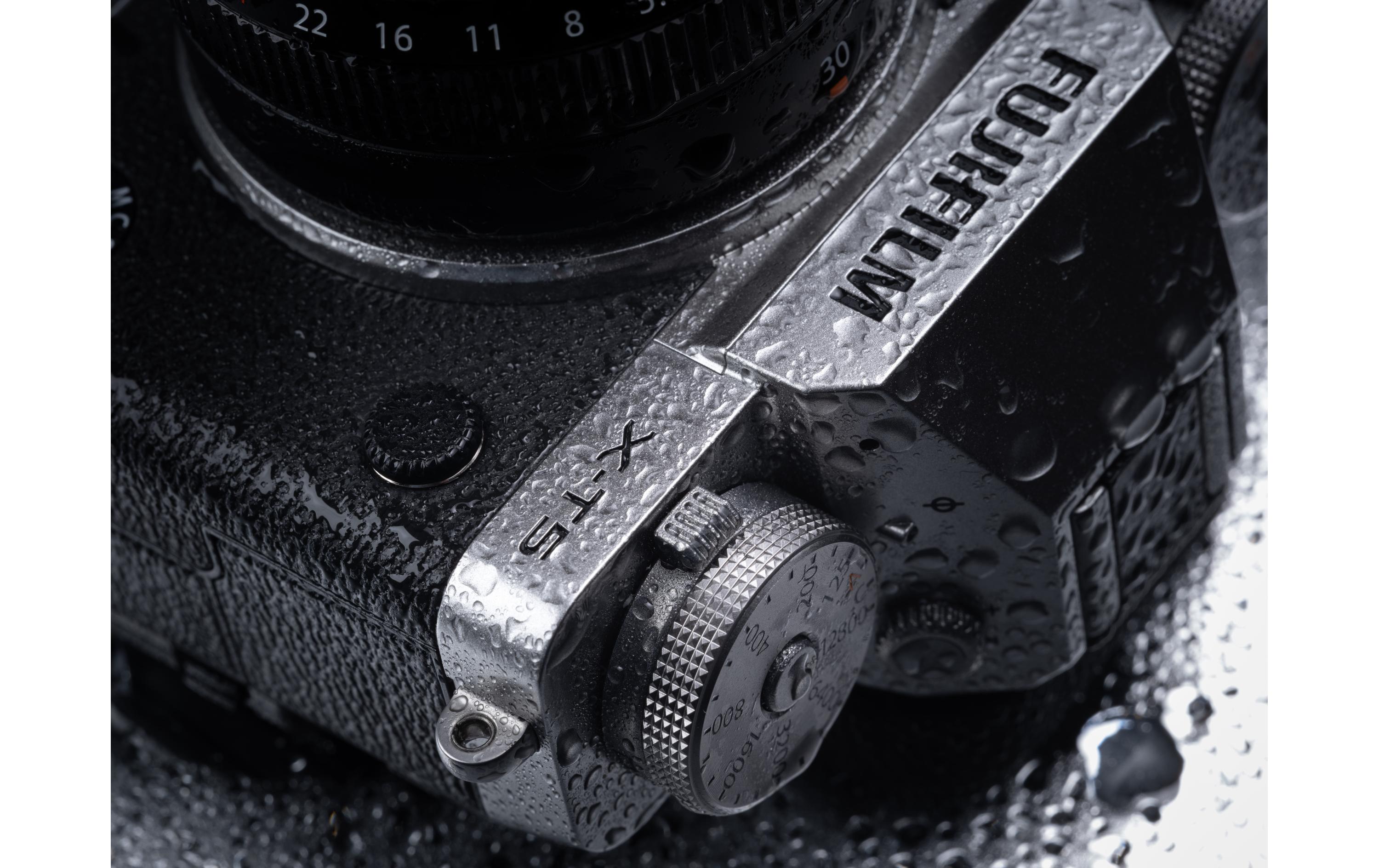 Fotokamera X-T5 Body Silber<br>Spiegellose Systemkamera mit 40.2 Megapixel-Sensor und integriertem Fünf-Achsen-Bildstabilisator