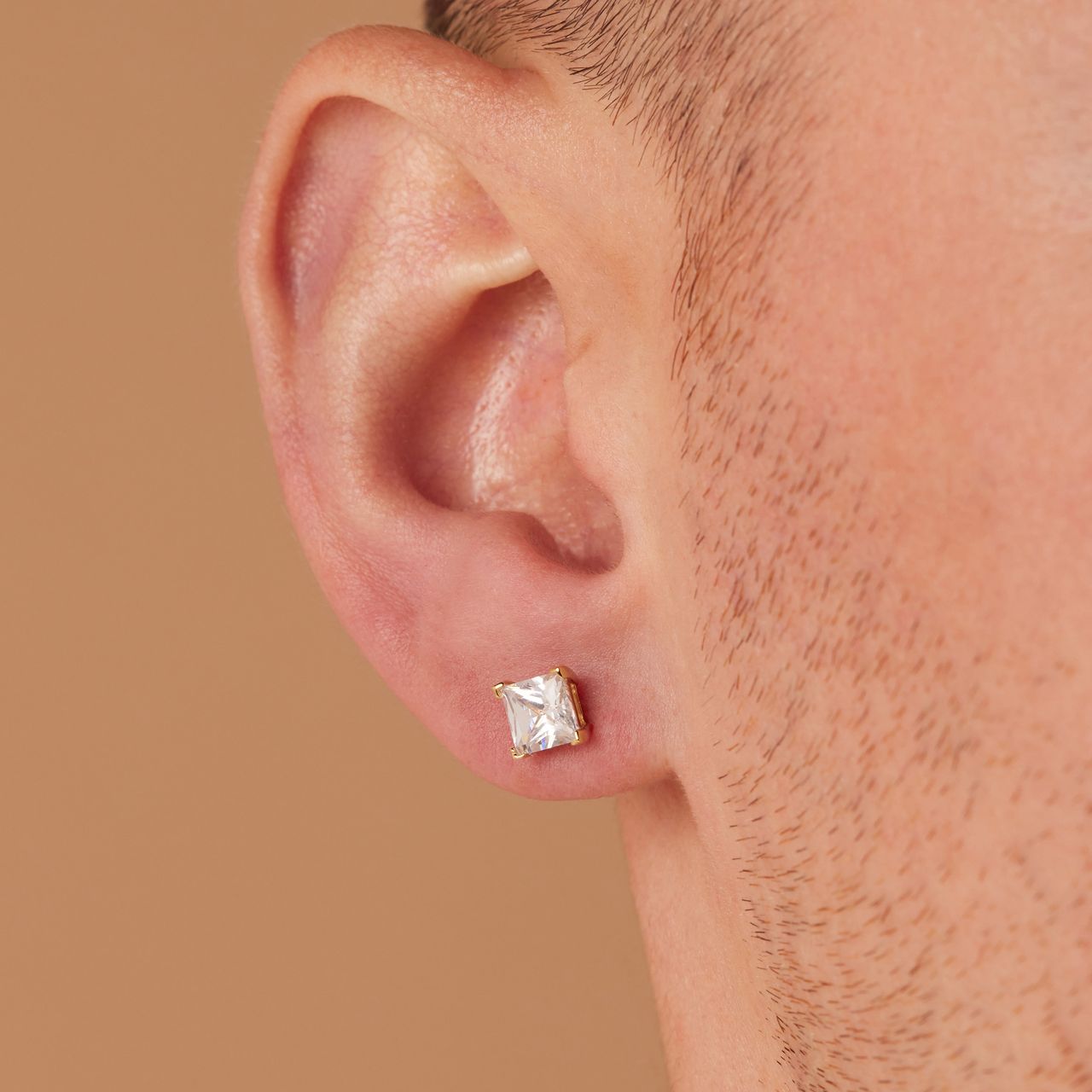 Zilveren goldplated oorbellen met witte zirkonia