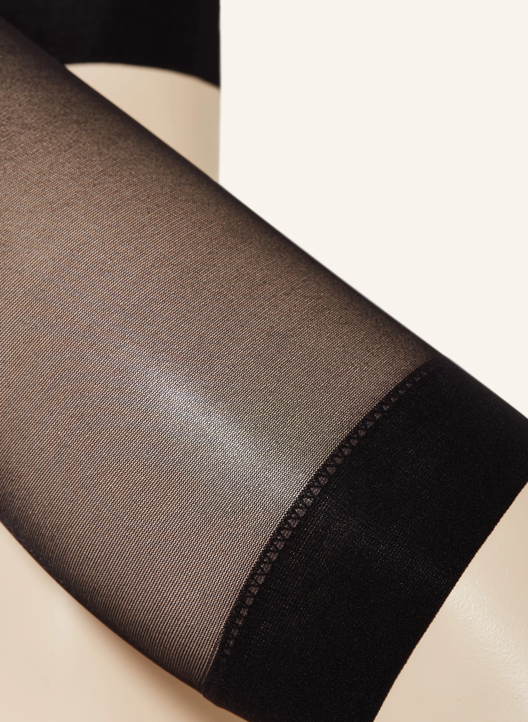 Wolford Fein-Kniestrümpfe PURE ENERGIE