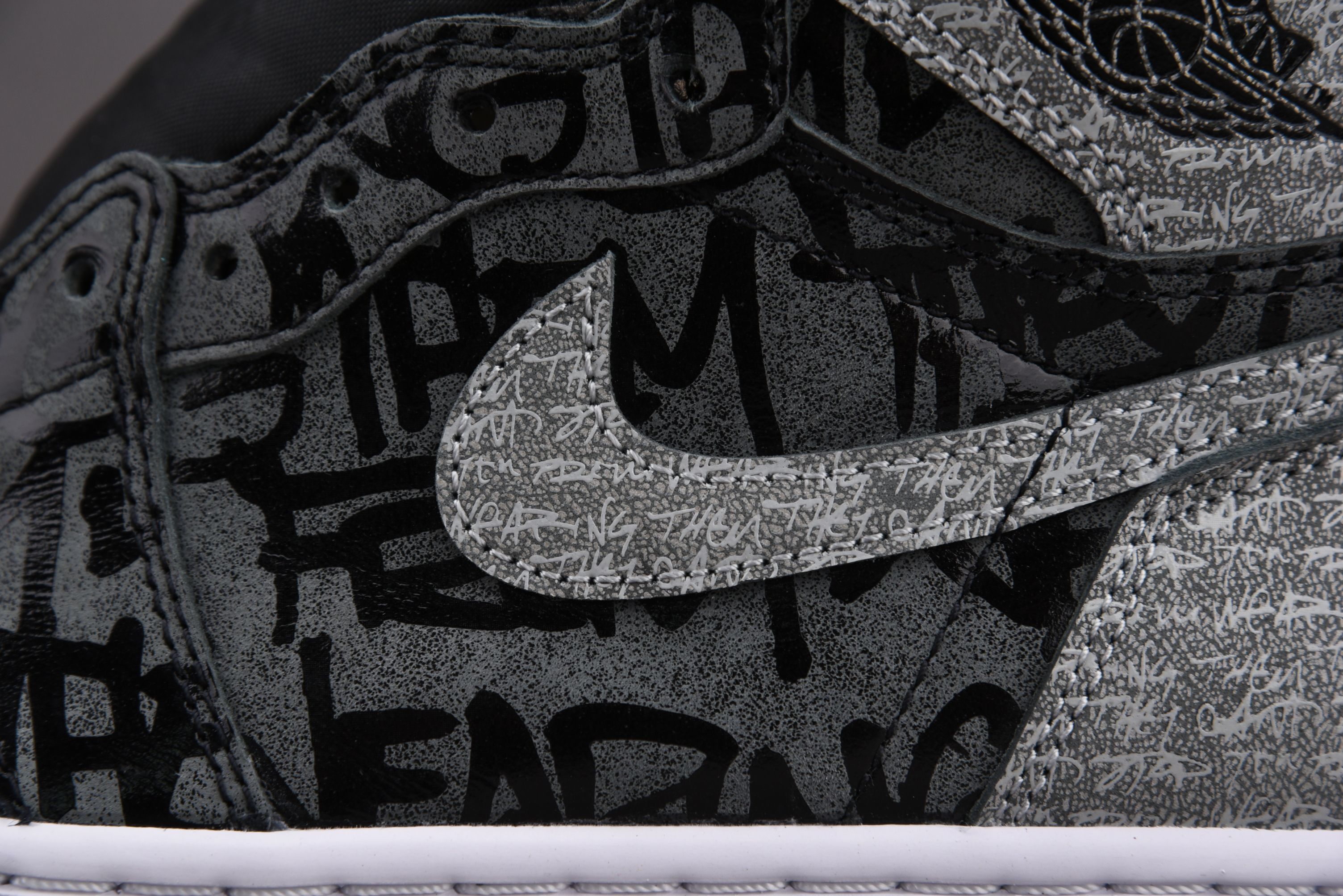 Jordan 1 Retro High OG Rebellionaire