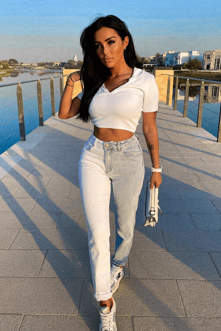 Jeans coupe droite bicolore contrastant bleu et blanc