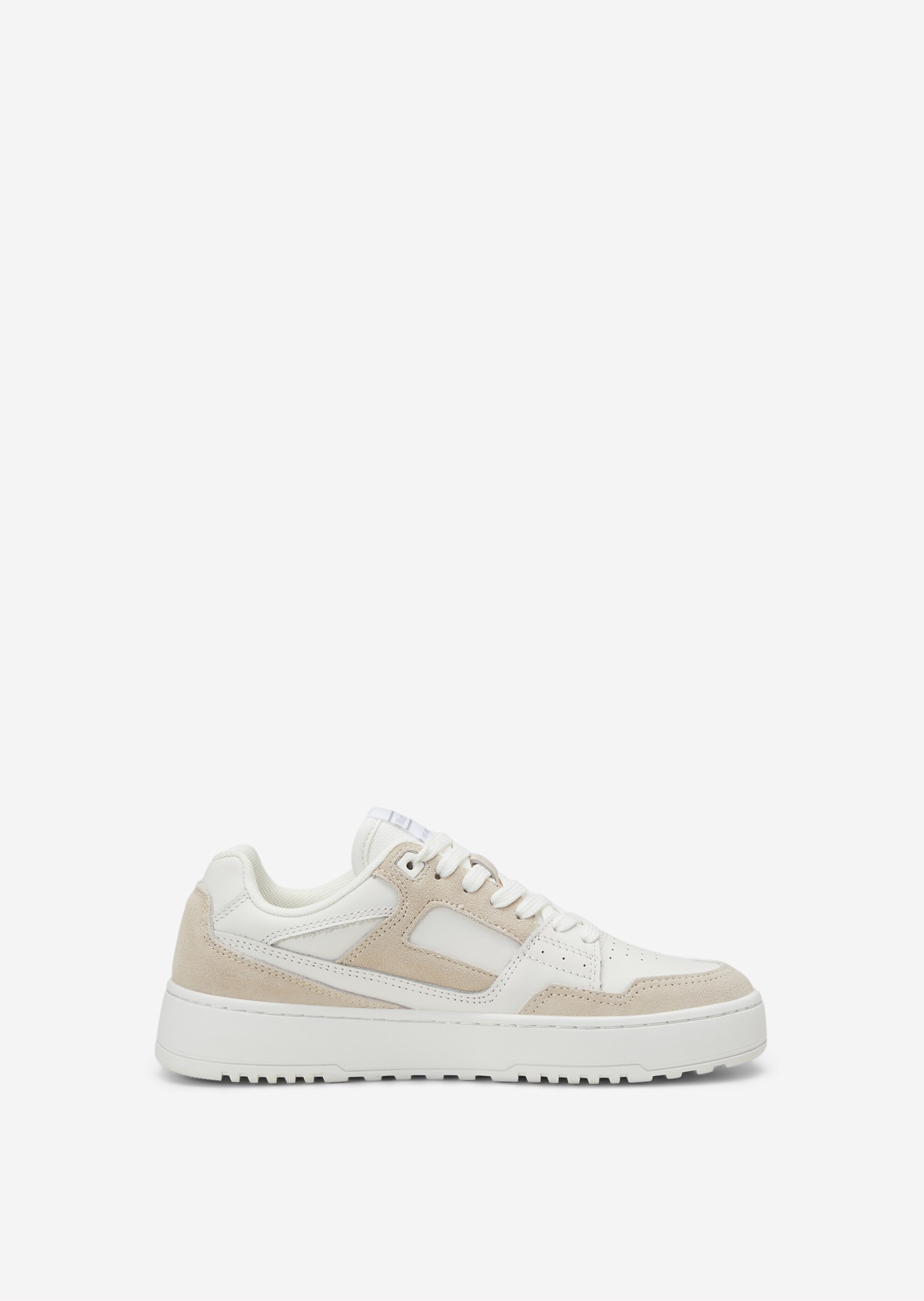 Sneaker aus Rindleder-Mix