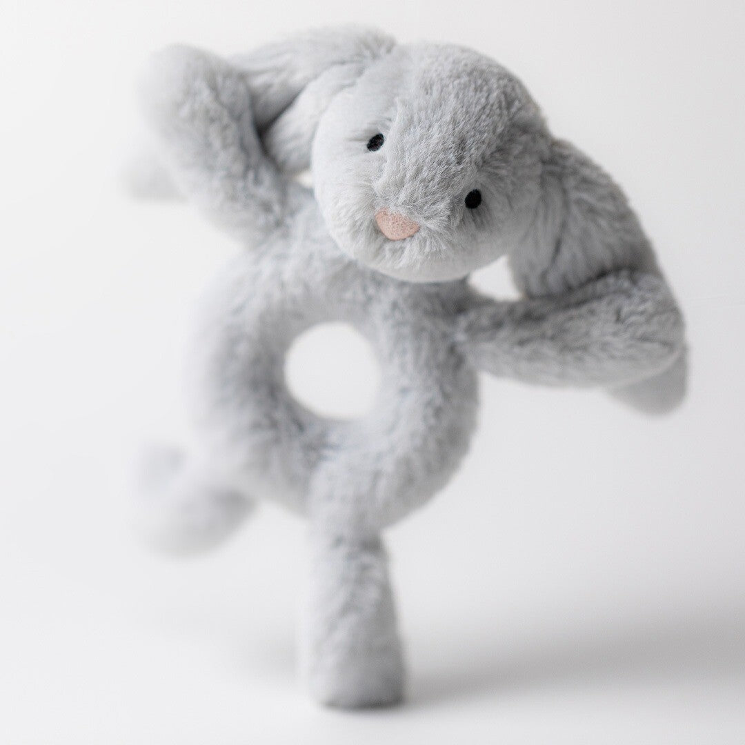 Jellycat rammelaar bashful silver konijn - 18 cm
