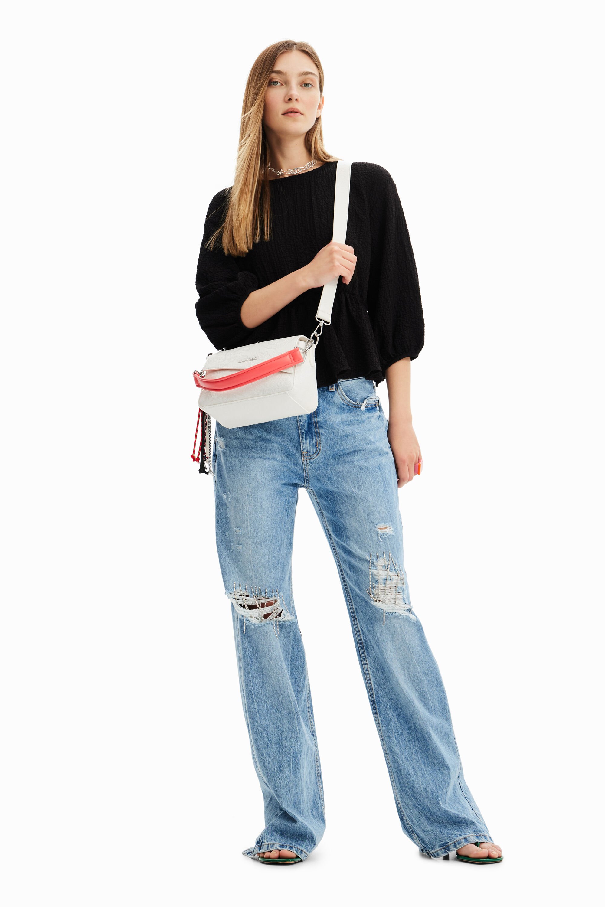 Petit sac brodé