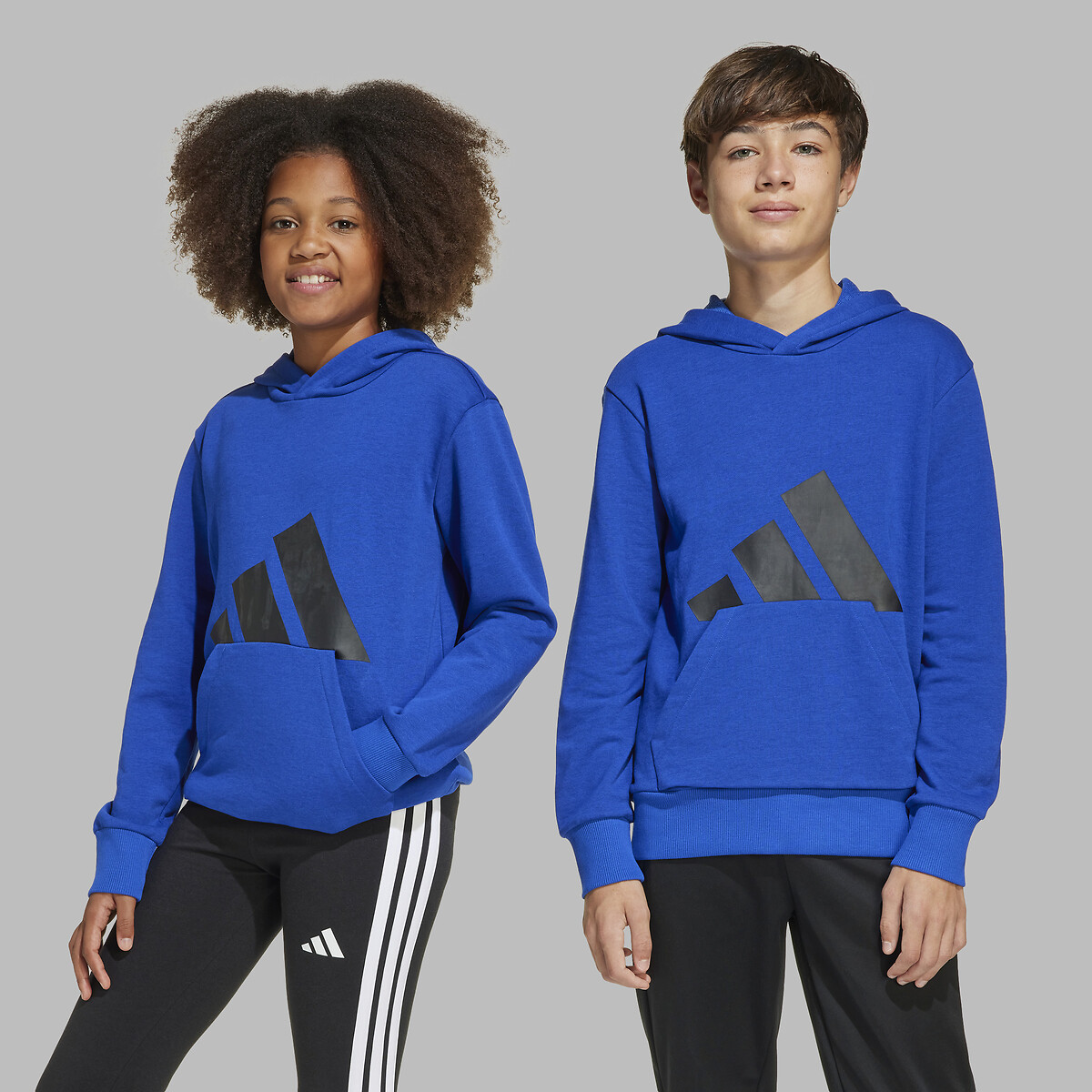 ROUPAS ESPORTIVAS ADIDAS<br>Moletom com Capuz