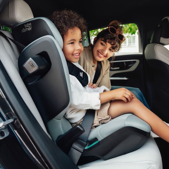 Siège auto Kidfix Pro   Night Blue        de               Britax Römer