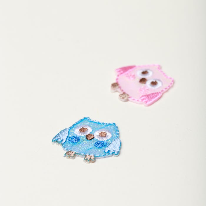 Atelier Veritas-Set van 2 patches met uiltjes 2x2,5cm